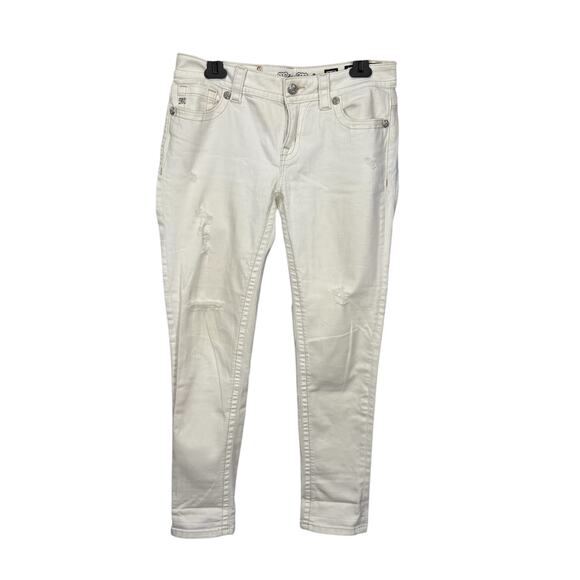 Miss Me White Mid Rise Distressed Cuffed Skinny  Jeans Size 29 - Picture 1 of 7